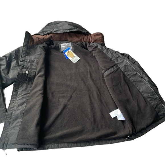 RUGGED ELEMENTS - Weather Resistant Trek Jacket - Picture 4 of 7